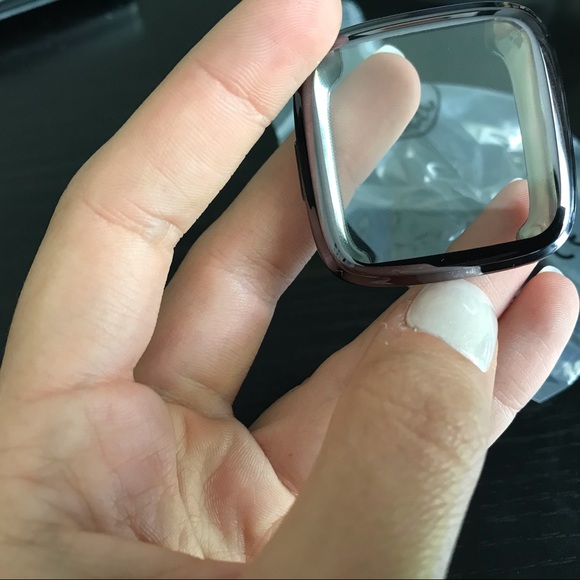 NEW Fitbit Versa 2 Flexible protector - 3 pack - Picture 7 of 8